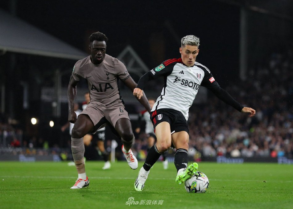 在对阵劲敌 在对阵劲敌