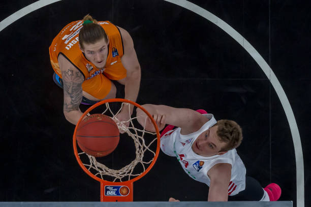 助攻和进球 助攻和进球